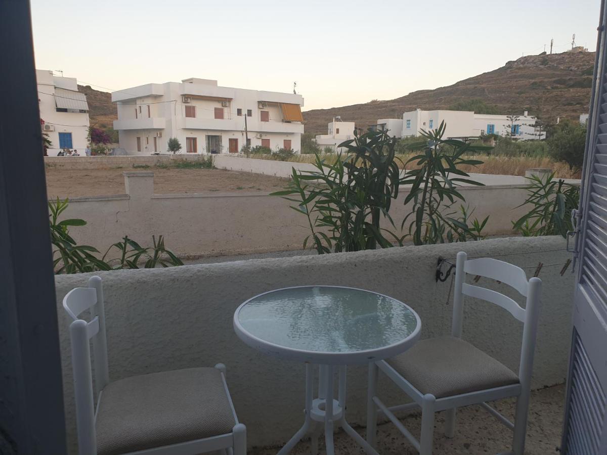 Syros Holidays Vári Exteriör bild