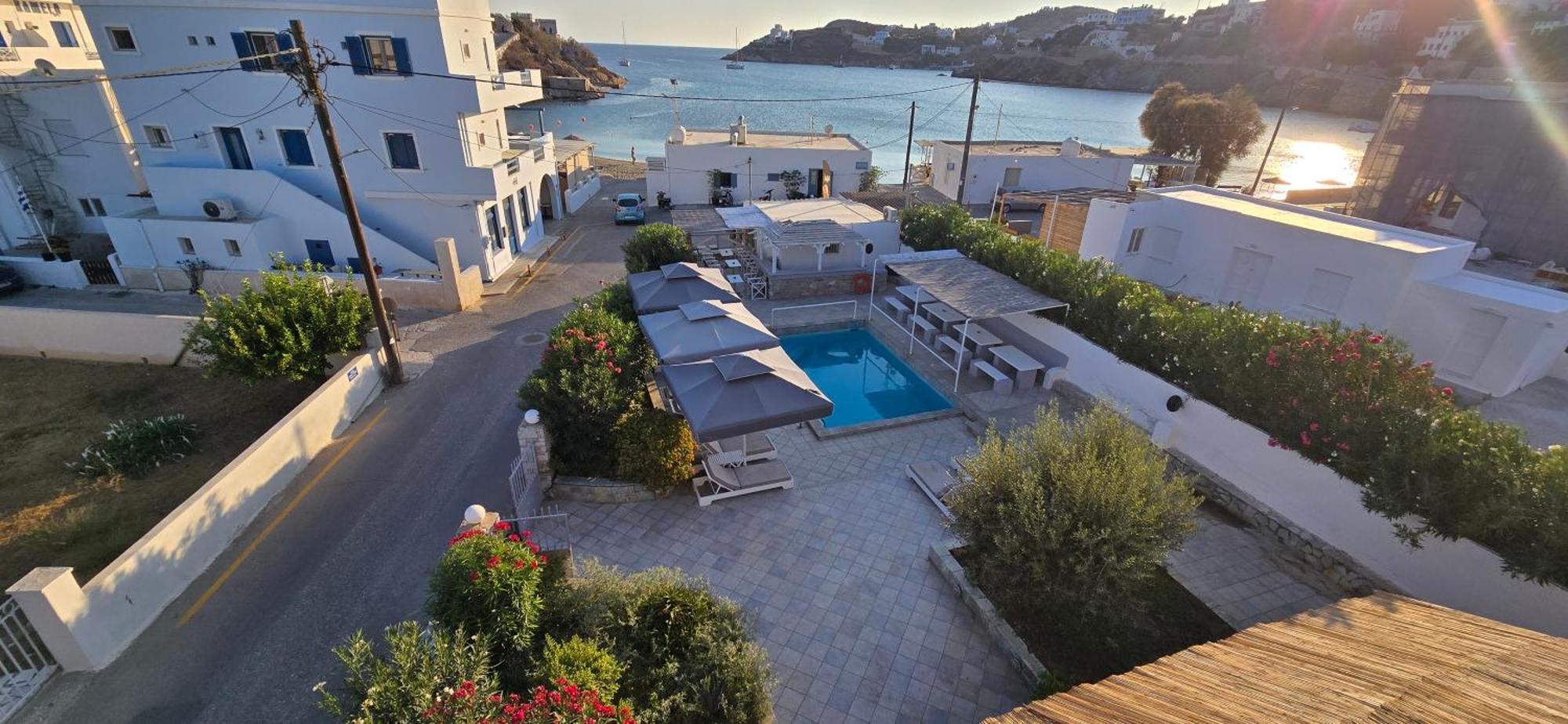 Syros Holidays Vári Exteriör bild