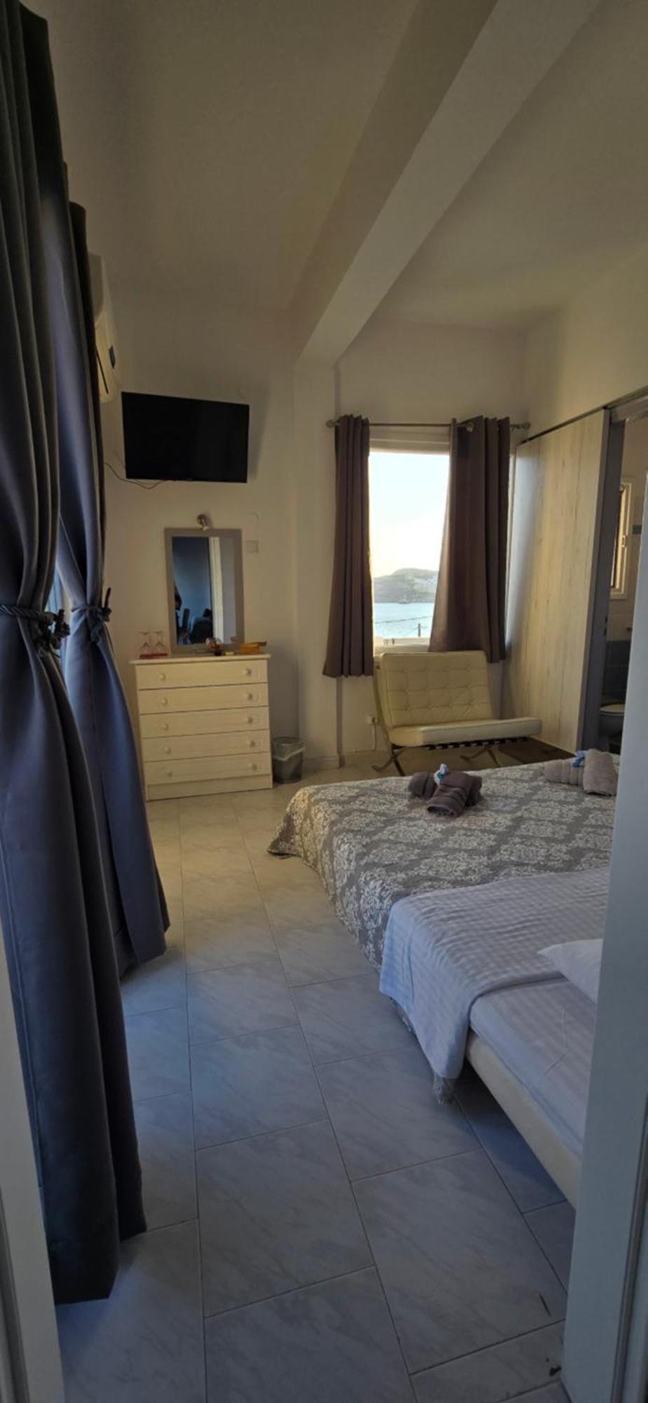 Syros Holidays Vári Exteriör bild