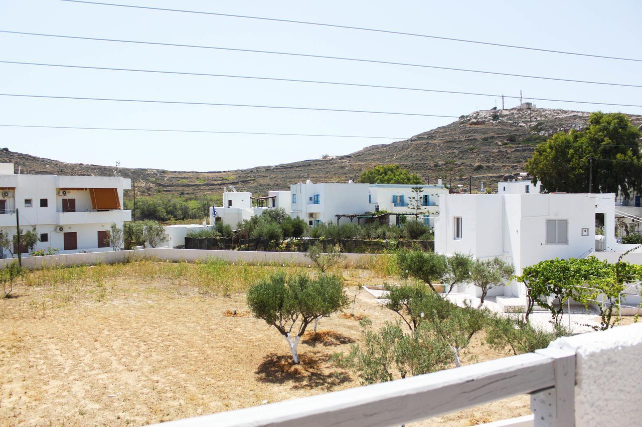 Syros Holidays Vári Exteriör bild