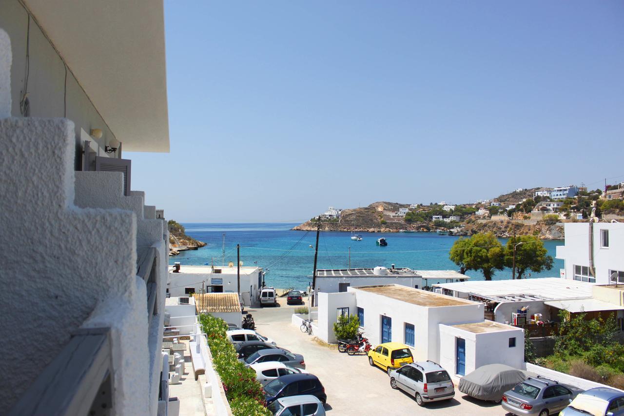 Syros Holidays Vári Exteriör bild